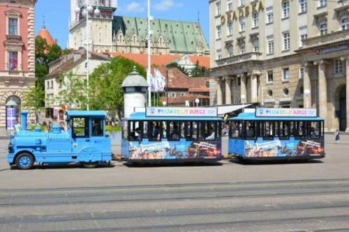 چگونه در زاگرب و اسپلیت هوشمندانه سفر کنیم: راهنمای کامل حمل و نقل عمومی و شهری چگونه در زاگرب و اسپلیت هوشمندانه سفر کنیم: راهنمای کامل حمل و نقل عمومی و شهری